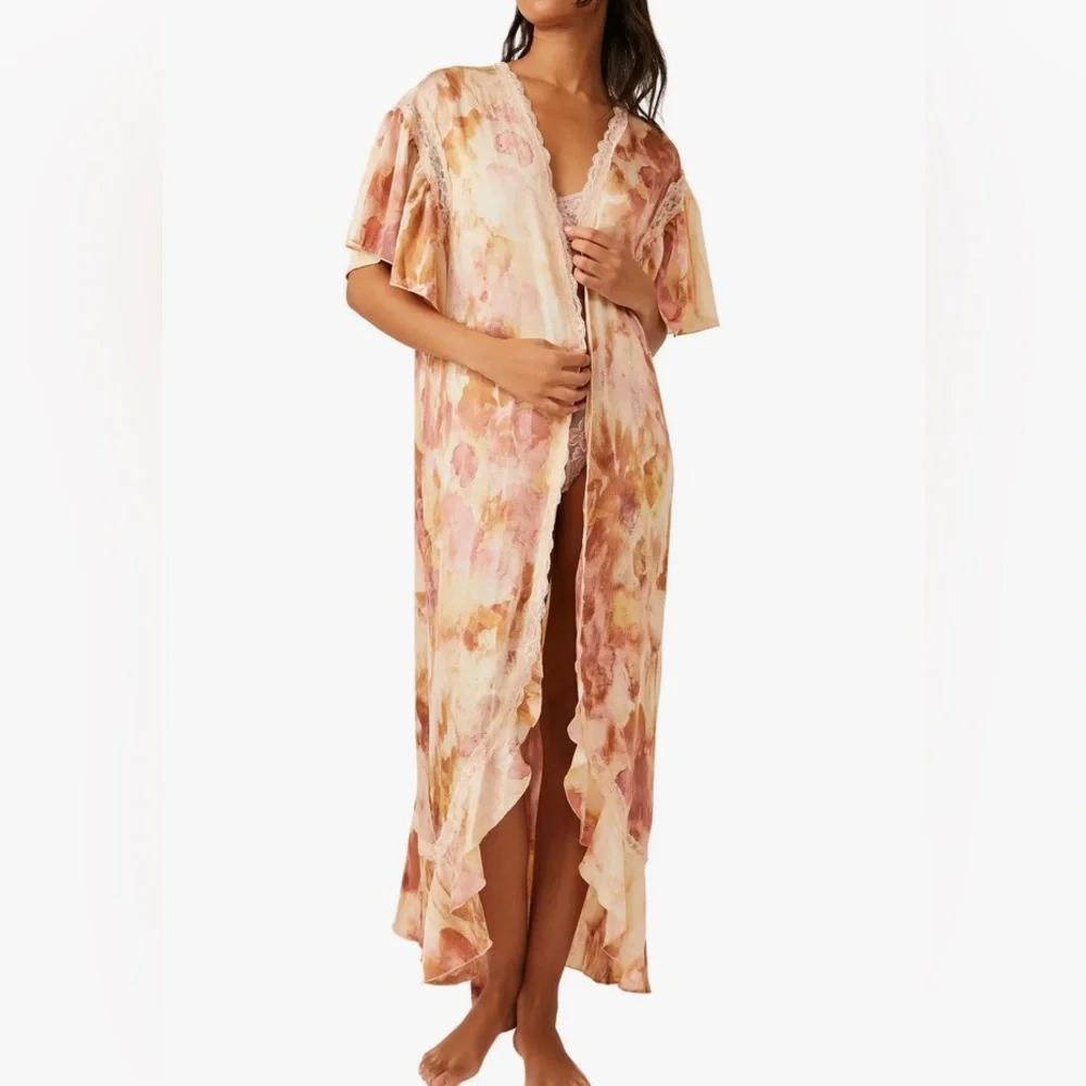 NWOT Free People Moonbeams Washed Robe